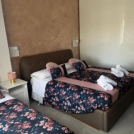 Albachiara Suite Rooms Bologne Extérieur photo