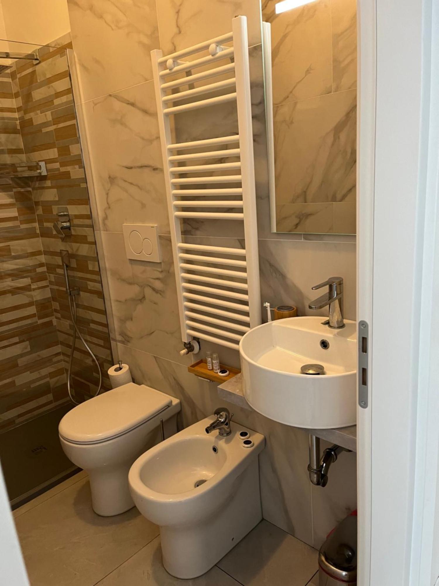 Albachiara Suite Rooms Bologne Extérieur photo